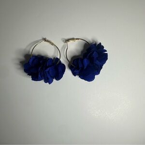 Elegant Blue Floral Hoop Earrings